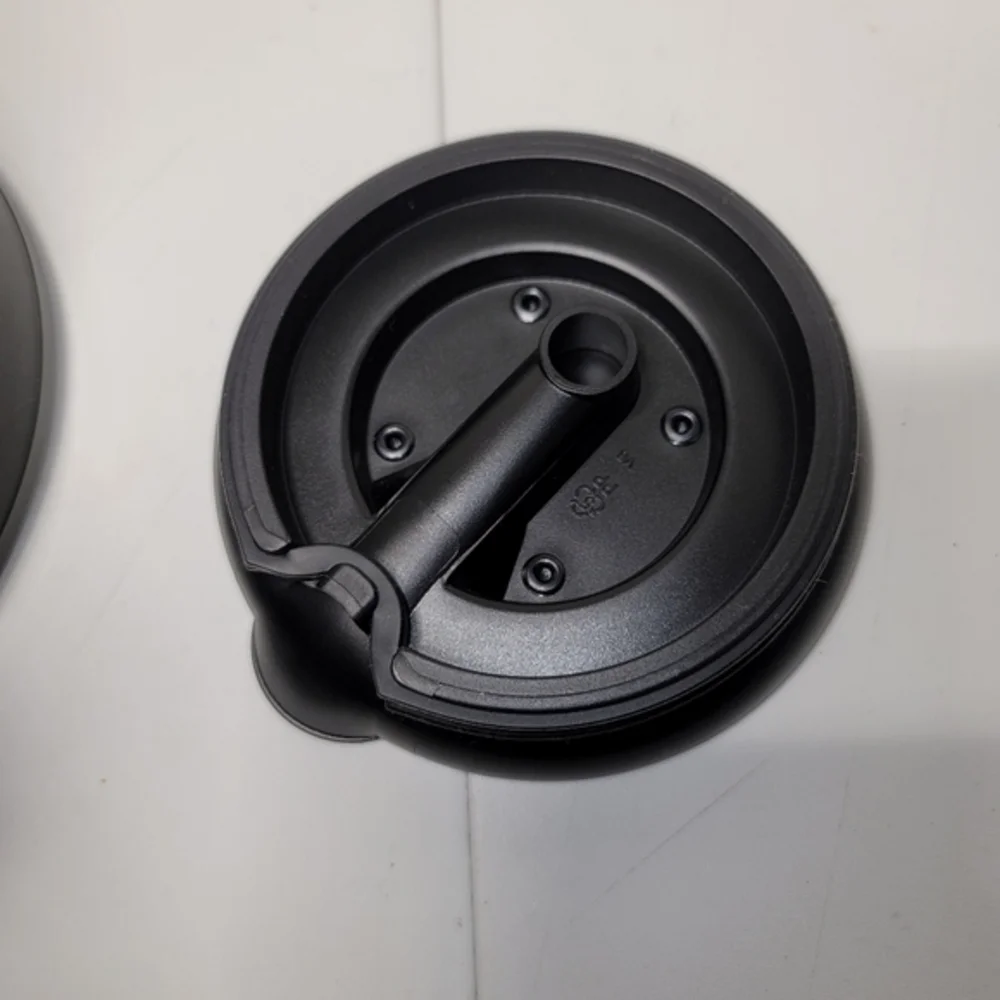 Keurig Carafe 2.0 Solid Black  K-Carafe‎ Replacement Coffee Pot 32 oz.